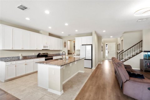 House in Wimauma, Florida 5 bedrooms, 309.55 sq.m. № 1740384 - photo 9