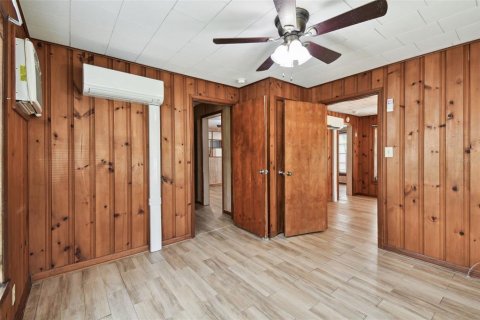 House in Zephyrhills, Florida 3 bedrooms, 107.4 sq.m. № 1807338 - photo 14