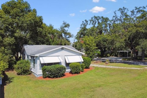House in Zephyrhills, Florida 3 bedrooms, 107.4 sq.m. № 1807338 - photo 4