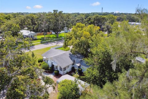 House in Zephyrhills, Florida 3 bedrooms, 107.4 sq.m. № 1807338 - photo 2