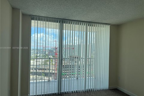 Apartment in Miami, Florida 2 bedrooms, 75.9 sq.m. № 2069422 - photo 7