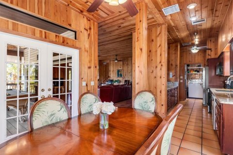 House in Placida, Florida 3 bedrooms, 170.85 sq.m. № 2212974 - photo 14