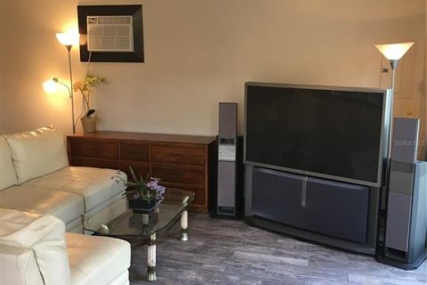 Appartement à louer à Tampa, Floride: 3 pièces, 51.1 m2 № 2139774 - photo 5