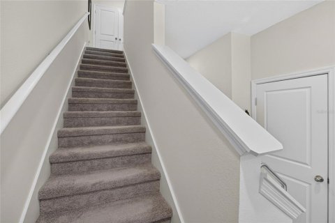 Townhouse in Apollo Beach, Florida 3 bedrooms, 167.41 sq.m. № 2201629 - photo 14