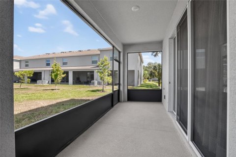 Townhouse in Apollo Beach, Florida 3 bedrooms, 167.41 sq.m. № 2201629 - photo 26