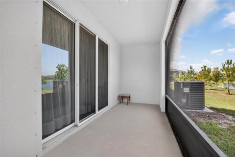 Townhouse in Apollo Beach, Florida 3 bedrooms, 167.41 sq.m. № 2201629 - photo 25