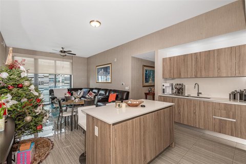 Condo in Aventura, Florida, 3 bedrooms  № 1453360 - photo 1