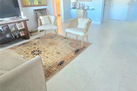 Снять в аренду кондоминиум в Бока-Ратон, Флорида 1 спальня, 92.72м2, № 2009982 - фото 7