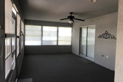 House in Dunnellon, Florida 3 bedrooms, 183.39 sq.m. № 1656845 - photo 20