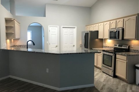 House in Dunnellon, Florida 3 bedrooms, 183.39 sq.m. № 1656845 - photo 6