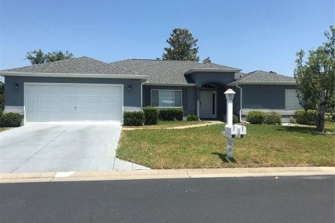 House in Dunnellon, Florida 3 bedrooms, 183.39 sq.m. № 1656845 - photo 1