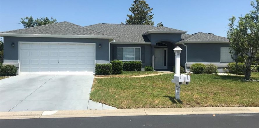 Casa en Dunnellon, Florida 3 dormitorios, 183.39 m2 № 1656845