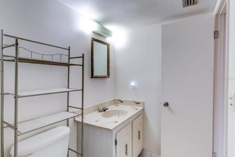 Condominio en venta en Winter Haven, Florida, 3 dormitorios, 113.9 m2 № 1543308 - foto 29