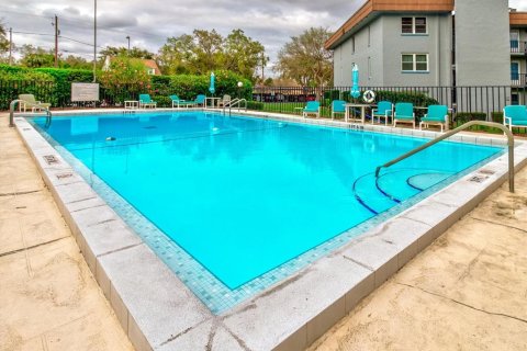 Condominio en venta en Winter Haven, Florida, 3 dormitorios, 113.9 m2 № 1543308 - foto 8