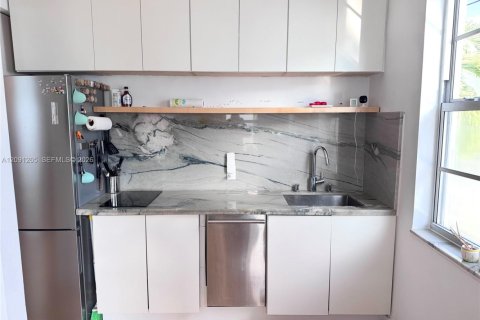 Copropriété à vendre à Miami Beach, Floride: 39.95 m2 № 2372009 - photo 5