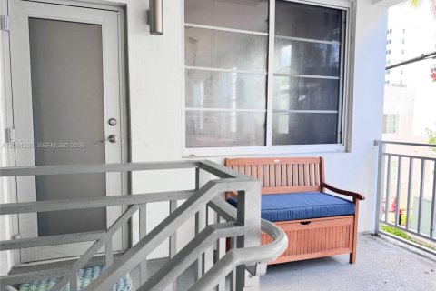 Copropriété à vendre à Miami Beach, Floride: 39.95 m2 № 2372009 - photo 2