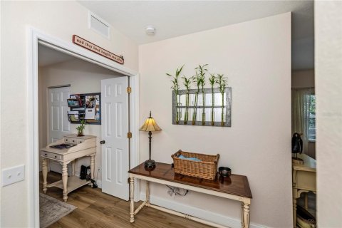 Condo in Port Charlotte, Florida, 3 bedrooms № 2101804 - photo 15