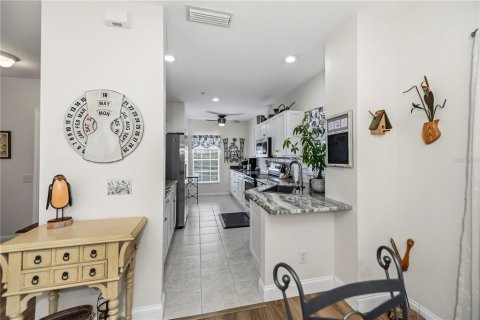 Condo in Port Charlotte, Florida, 3 bedrooms № 2101804 - photo 27