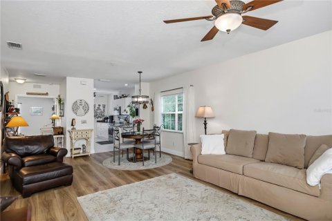 Condo in Port Charlotte, Florida, 3 bedrooms № 2101804 - photo 19