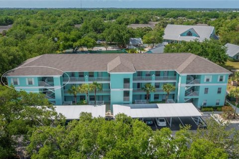 Condo in Port Charlotte, Florida, 3 bedrooms № 2101804 - photo 7