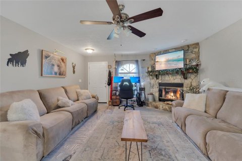 Condo in Land O' Lakes, Florida, 2 bedrooms  № 1870617 - photo 28