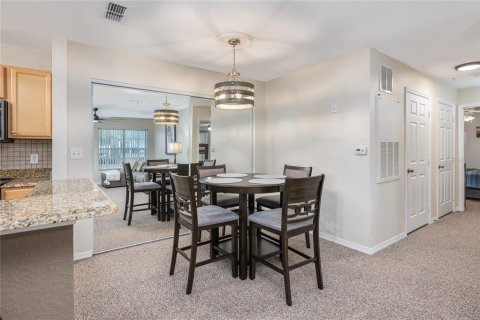 Condo in Orange City, Florida, 3 bedrooms  № 2224592 - photo 20