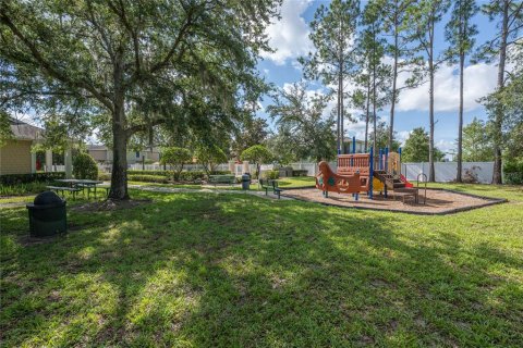 Condo in Orange City, Florida, 3 bedrooms  № 2224592 - photo 9