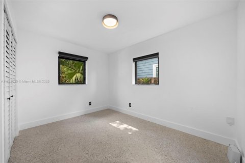 Villa ou maison à vendre à Fort Lauderdale, Floride: 3 chambres, 112.23 m2 № 1643862 - photo 12
