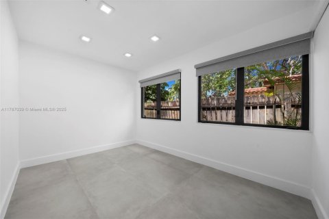Villa ou maison à vendre à Fort Lauderdale, Floride: 3 chambres, 112.23 m2 № 1643862 - photo 13