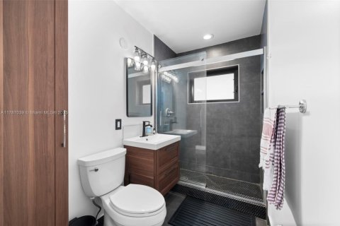 Villa ou maison à vendre à Fort Lauderdale, Floride: 3 chambres, 112.23 m2 № 1643862 - photo 11