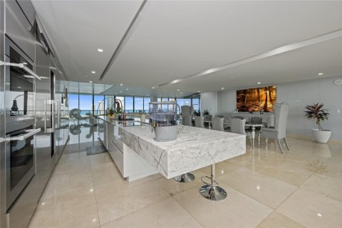 Купить кондоминиум в Авентура, Флорида 7 спален, 584.63м2, № 2054677 - фото 9