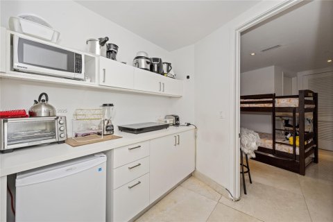 Купить кондоминиум в Авентура, Флорида 7 спален, 584.63м2, № 2054677 - фото 29