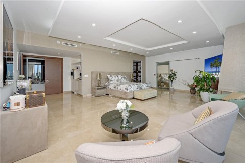 Купить кондоминиум в Авентура, Флорида 7 спален, 584.63м2, № 2054677 - фото 17