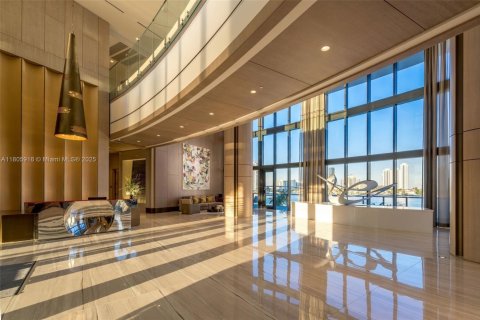 Купить кондоминиум в Авентура, Флорида 7 спален, 584.63м2, № 2054677 - фото 3