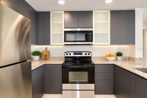 Condo à Orlando, Floride, 2 chambres № 2110415