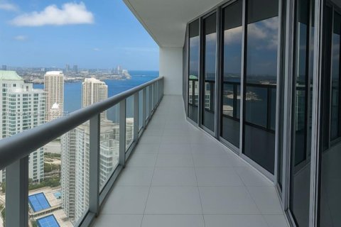 Condominio en venta en Miami, Florida, 2 dormitorios, 151.71 m2 № 1937395 - foto 20