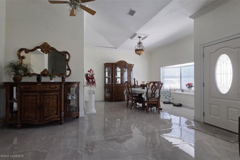 Casa en venta en Tampa, Florida, 3 dormitorios, 215.35 m2 № 2196442 - foto 10