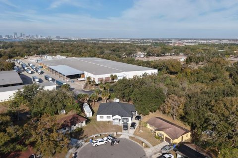 Casa en venta en Tampa, Florida, 3 dormitorios, 215.35 m2 № 2196442 - foto 6