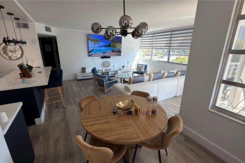 Купить кондоминиум в Майами, Флорида 1 комната, 105.91м2, № 2051910 - фото 7