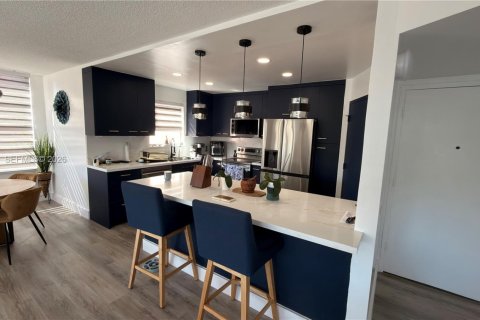 Кондоминиум с 1 комнатой в Майами, Флорида № 2051910