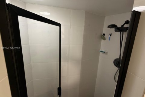 Купить кондоминиум в Майами, Флорида 1 комната, 105.91м2, № 2051910 - фото 21