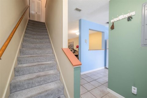 Condo in Daytona Beach, Florida, 2 bedrooms  № 2383749 - photo 4