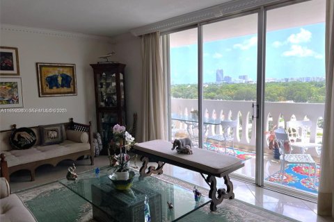 Condominio en venta en Coral Gables, Florida, 2 dormitorios, 101.64 m2 № 2057161 - foto 3