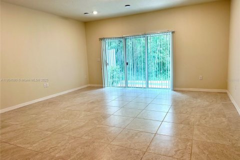 Condo in Kissimmee, Florida, 3 bedrooms  № 1956051 - photo 6