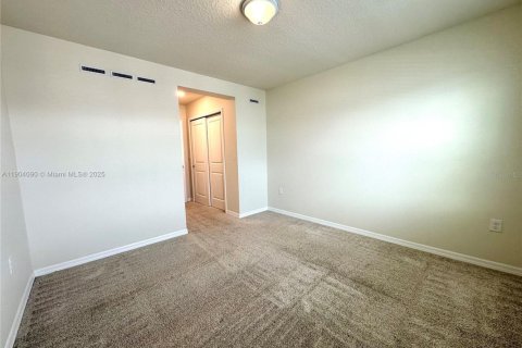 Condo in Kissimmee, Florida, 3 bedrooms  № 1956051 - photo 7