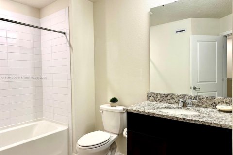 Condo in Kissimmee, Florida, 3 bedrooms  № 1956051 - photo 11