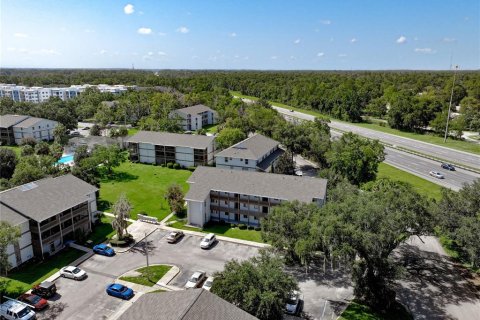 Condo in Gainesville, Florida, 2 bedrooms  № 1855610 - photo 22