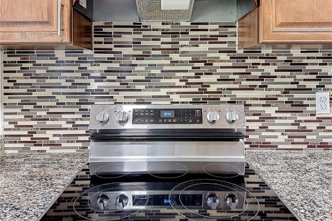 Condo in Gainesville, Florida, 2 bedrooms  № 1855610 - photo 10