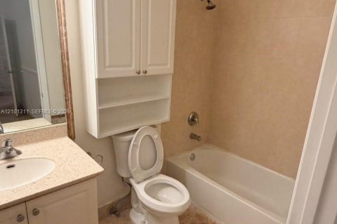 Copropriété à louer à Aventura, Floride: 3 chambres, 148.64 m2 № 2401976 - photo 10