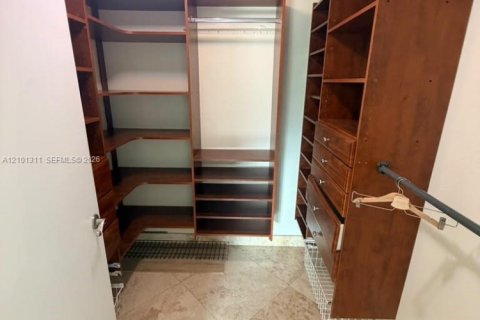 Copropriété à louer à Aventura, Floride: 3 chambres, 148.64 m2 № 2401976 - photo 7